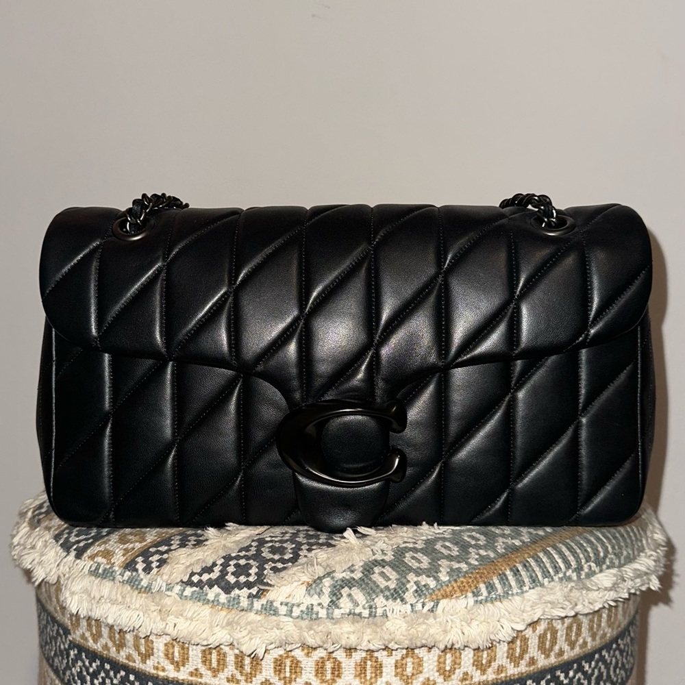 Tabby Shoulder Bag 33 With Pillow Quilting And Charms